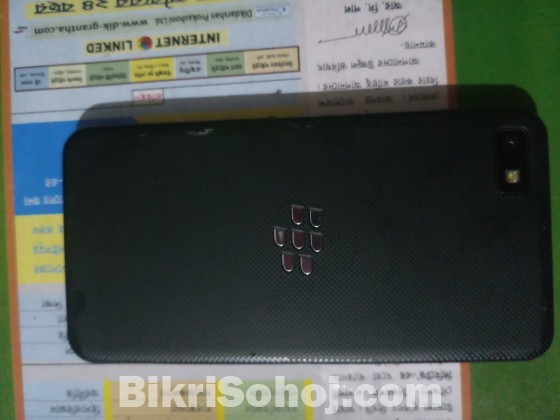 Black Berry z10